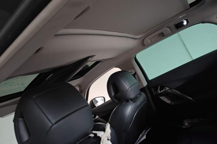 Used DS 5 2014 1.6T Luxury Edition THP160 Headliner