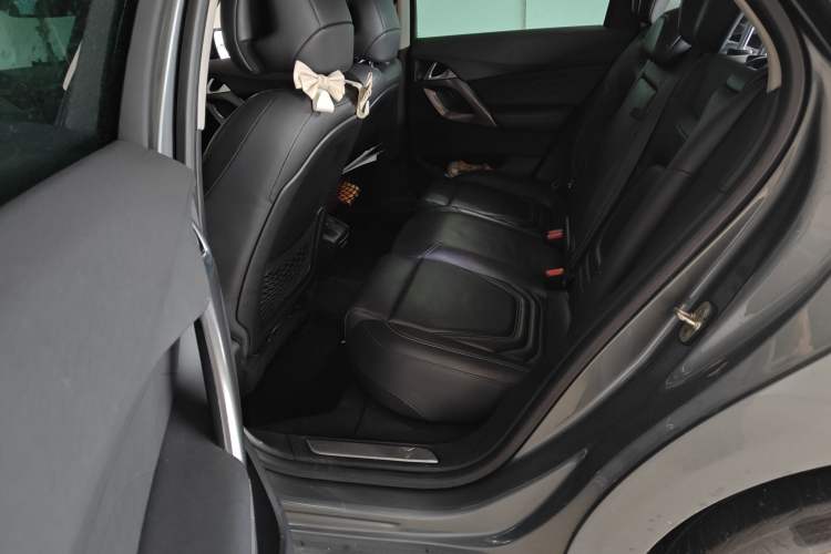 Used DS 5 2014 1.6T Luxury Edition THP160 Left Rear Seat