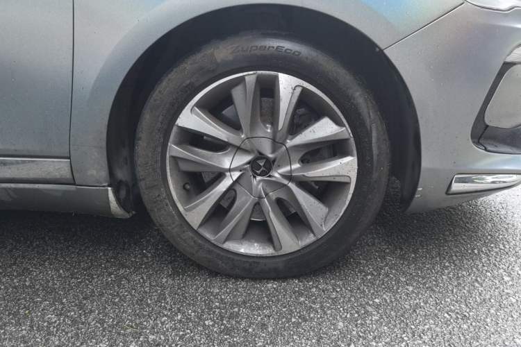 Used DS 5 2014 1.6T Luxury Edition THP200 Right Front Wheel Hub