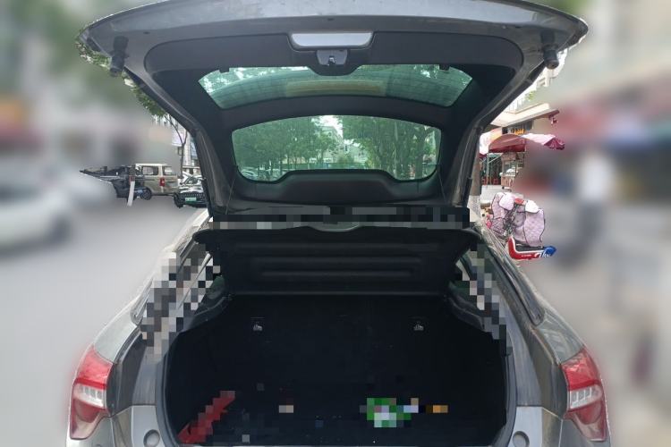 Used DS 5 2014 1.6T Luxury Edition THP160 Trunk