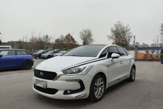 Used DS 5 2014 1.6T Elegant Version THP160