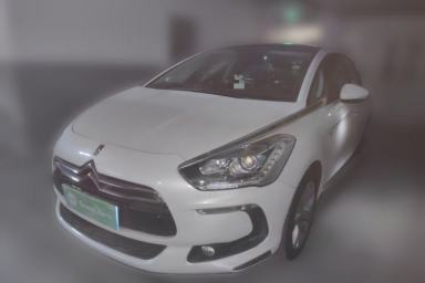 Used DS 5 2014 1.6T Luxury Edition THP160