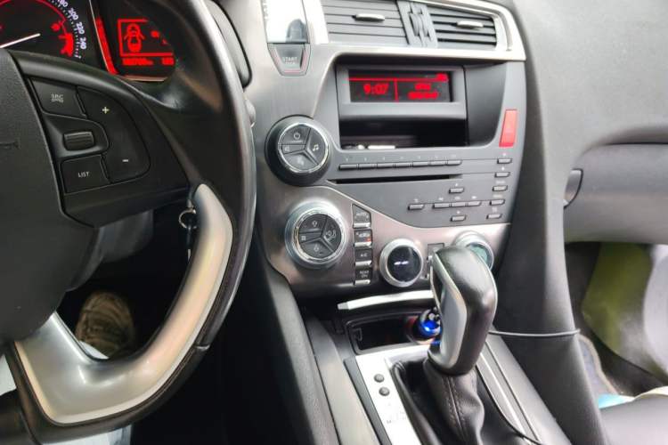 Used DS 5 2014 1.6T Elegant Version THP160 Audio And AC Panel