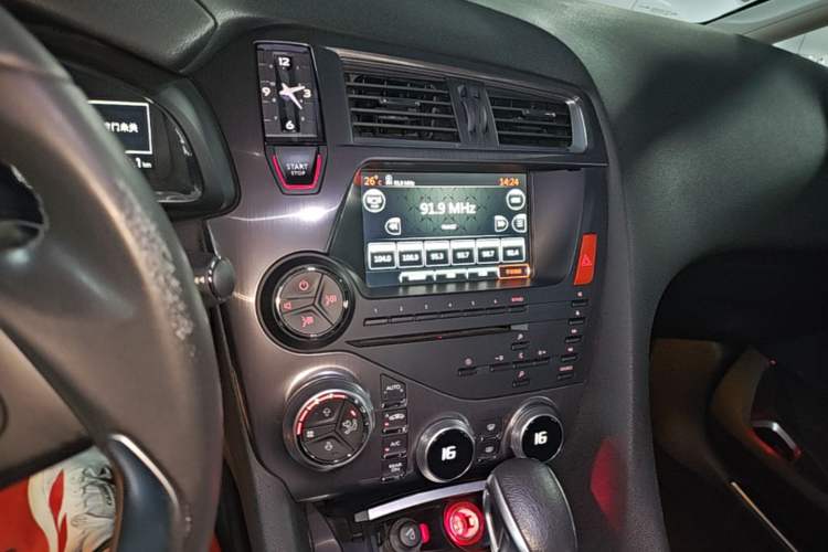 Used DS 5 2014 1.6T Luxury Edition THP160 Audio And AC Panel