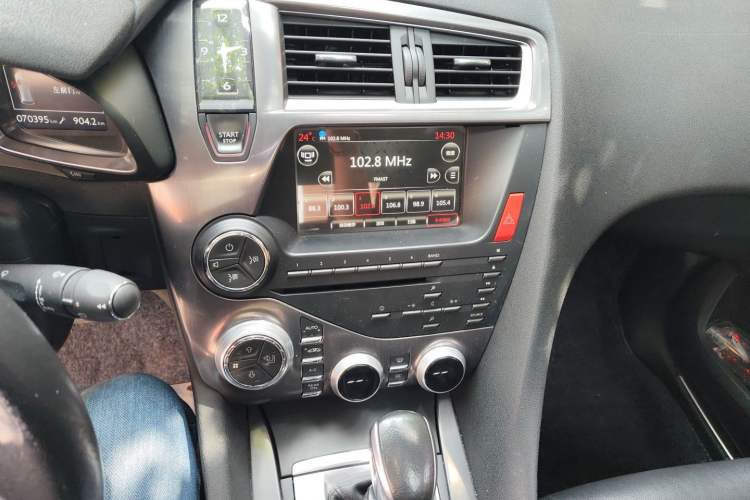 Used DS 5 2014 1.6T Luxury Edition THP160 Audio And AC Panel