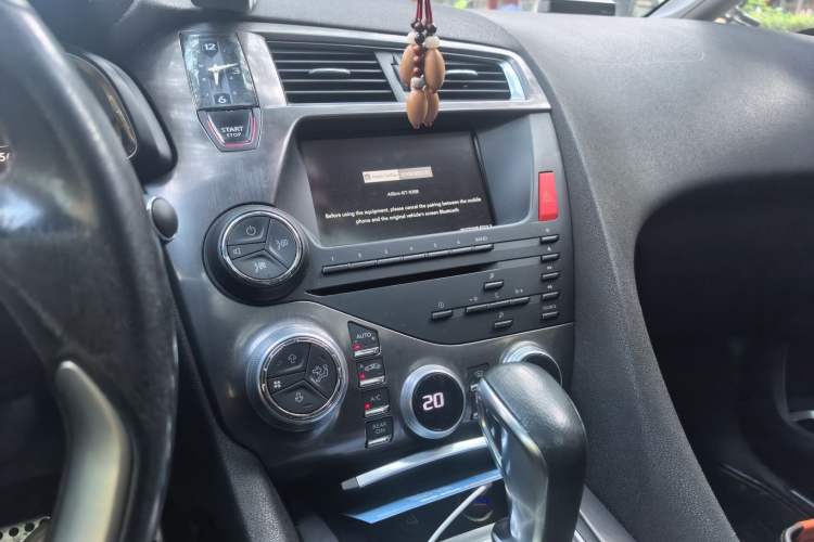 Used DS 5 2014 1.6T Luxury Edition THP200 Audio And AC Panel