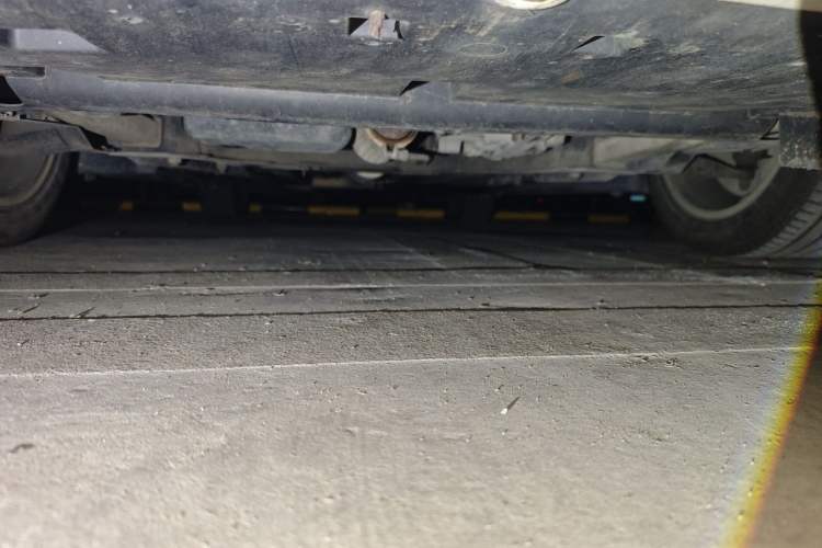 Used DS 5 2014 1.6T Luxury Edition THP200 Chassis Front
