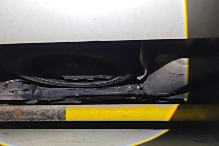 Used DS 5 2014 1.6T Elegant Version THP160 Chassis Rear