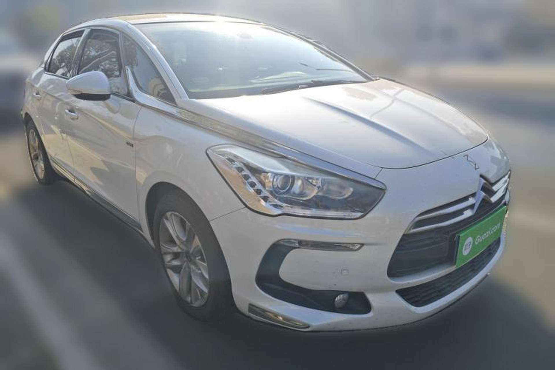 Used DS 5 2014 1.6T Luxury Edition THP160 Exterior 2