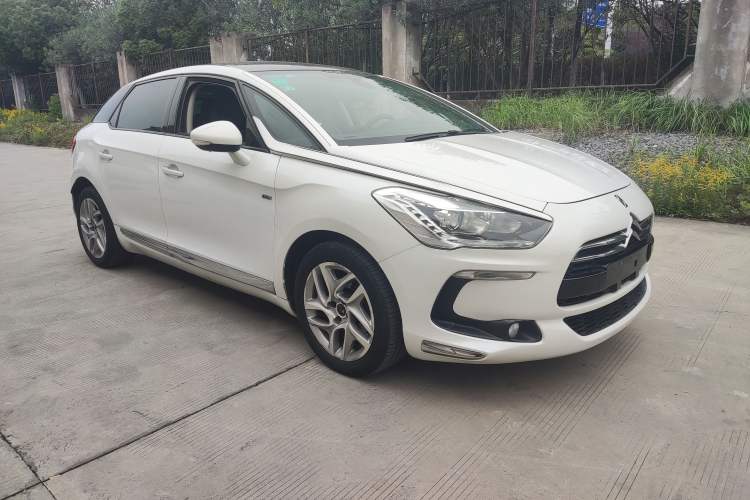 Used DS 5 2014 1.6T Elegant Version THP160 Exterior 2