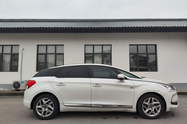 Used DS 5 2014 1.6T Elegant Version THP160 Exterior 3