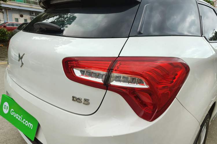 Used DS 5 2014 1.6T Elegant Version THP160 Exterior 5