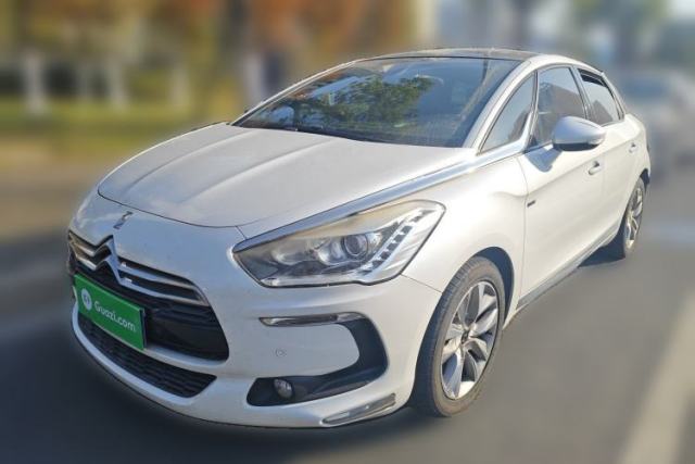 Used DS 5 2014 1.6T Luxury Edition THP160