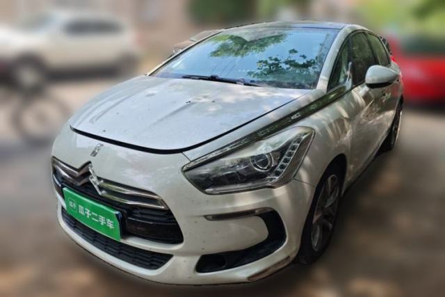 Used DS 5 2014 1.6T Luxury Edition THP160
