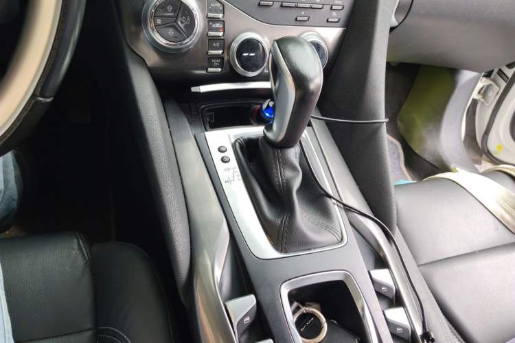 Used DS 5 2014 1.6T Elegant Version THP160 Gear Lever