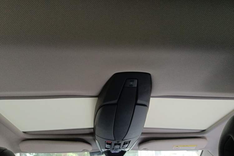 Used DS 5 2014 1.6T Luxury Edition THP160 Headliner