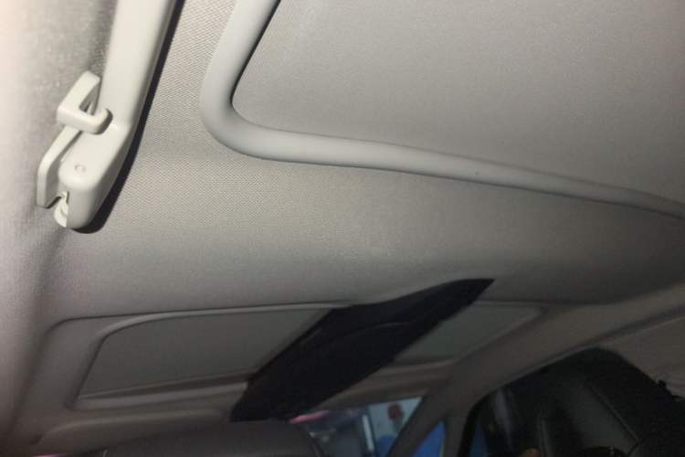 Used DS 5 2014 1.6T Luxury Edition THP200 Headliner