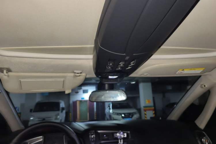 Used DS 5 2014 1.6T Luxury Edition THP200 Headliner