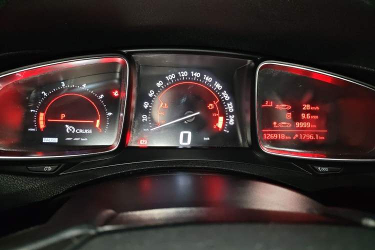 Used DS 5 2014 1.6T Elegant Version THP160 Instrument Cluster