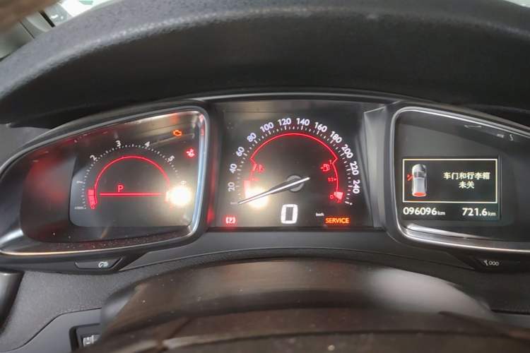 Used DS 5 2014 1.6T Luxury Edition THP160 Instrument Cluster