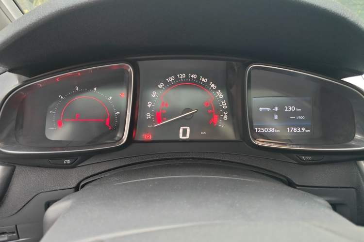 Used DS 5 2014 1.6T Luxury Edition THP160 Instrument Cluster