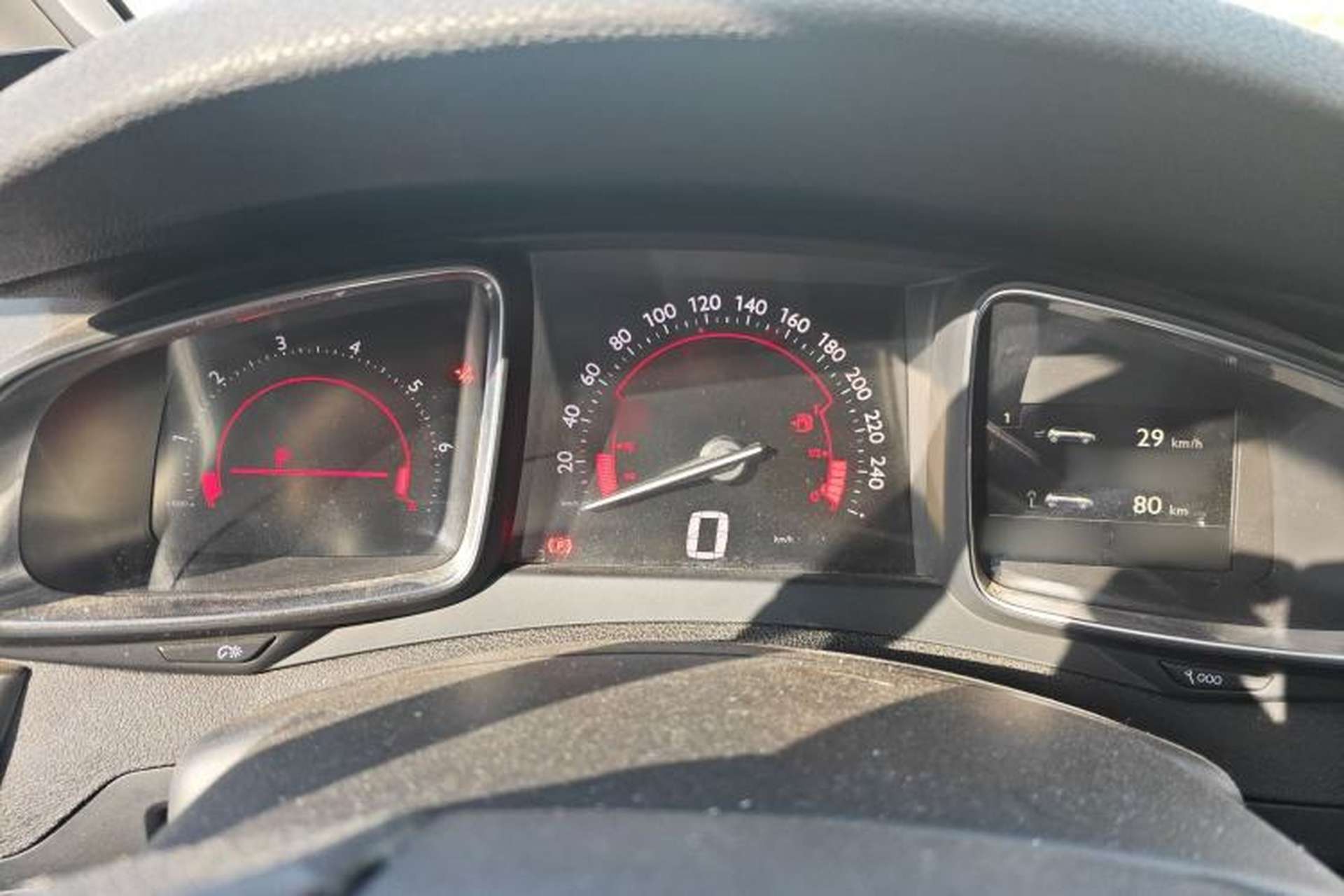 Used DS 5 2014 1.6T Luxury Edition THP160 Instrument Cluster