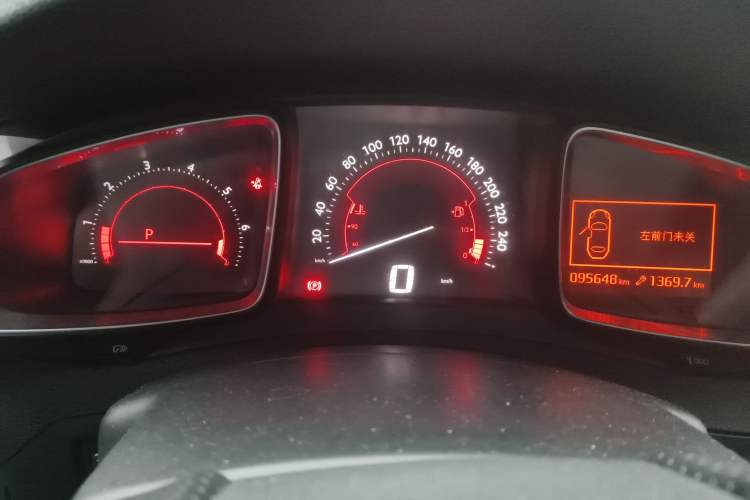 Used DS 5 2014 1.6T Elegant Version THP160 Instrument Cluster