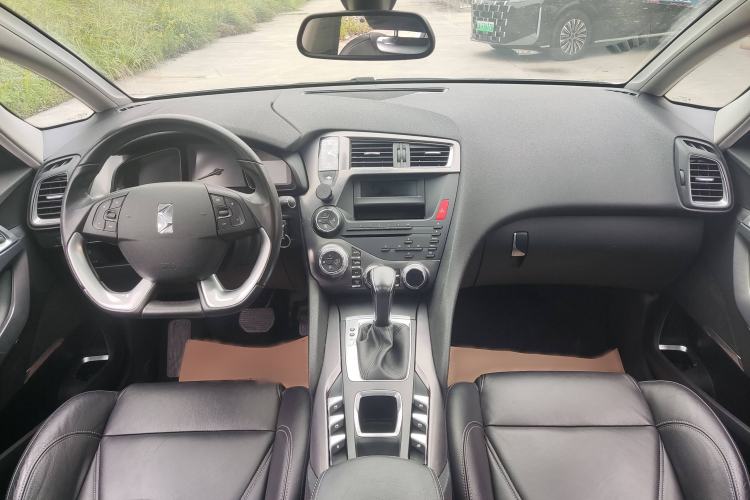 Used DS 5 2014 1.6T Elegant Version THP160 Interior 1