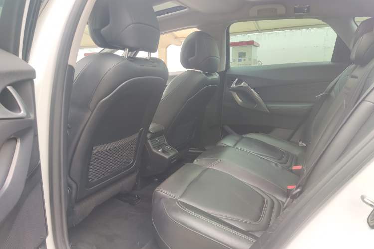 Used DS 5 2014 1.6T Elegant Version THP160 Interior 2