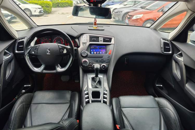 Used DS 5 2014 1.6T Elegant Version THP160 Interior 3