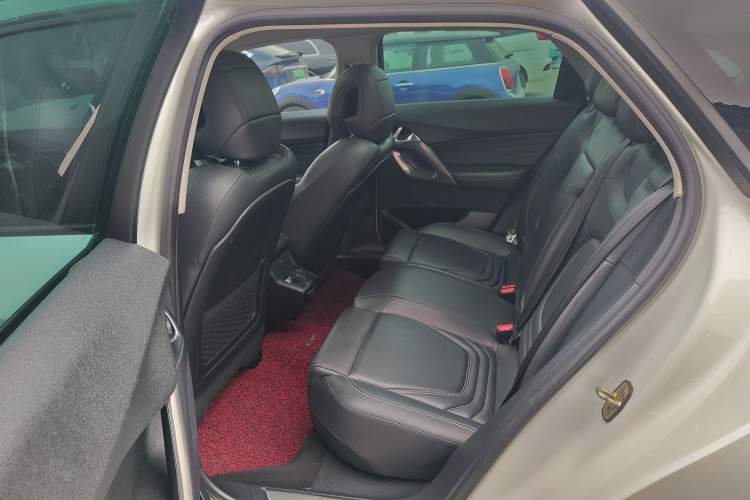 Used DS 5 2014 1.6T Elegant Version THP160 Interior 4