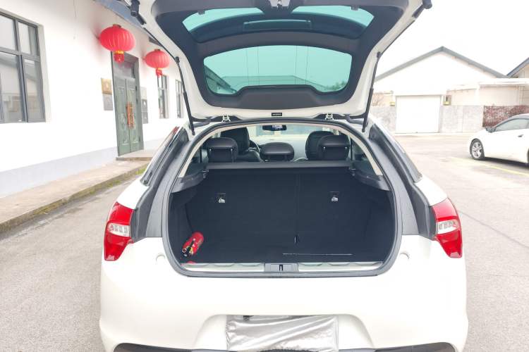 Used DS 5 2014 1.6T Elegant Version THP160 Interior 7