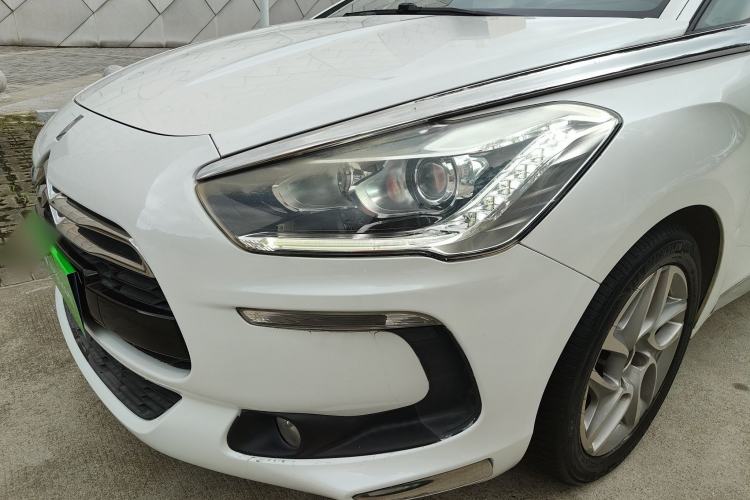 Used DS 5 2014 1.6T Elegant Version THP160 Left Front Headlight