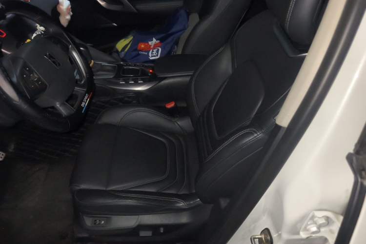Used DS 5 2014 1.6T Luxury Edition THP200 Left Front Seat