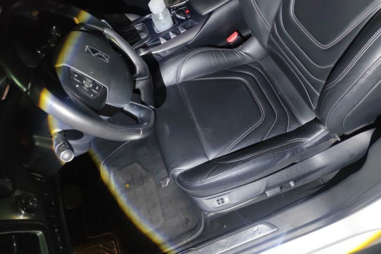 Used DS 5 2014 1.6T Luxury Edition THP160 Left Front Seat