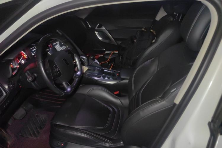 Used DS 5 2014 1.6T Luxury Edition THP160 Left Front Seat