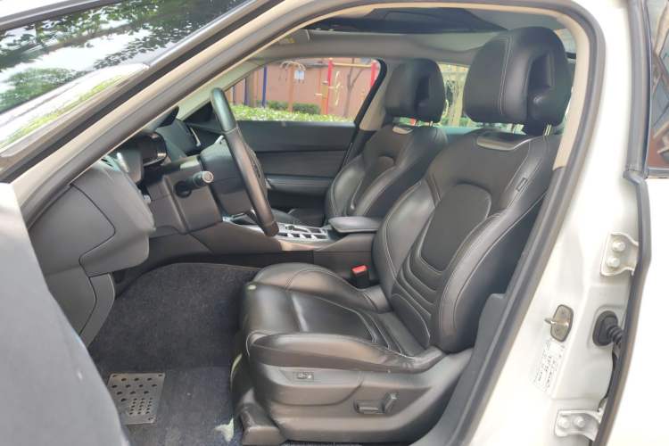 Used DS 5 2014 1.6T Luxury Edition THP160 Left Front Seat