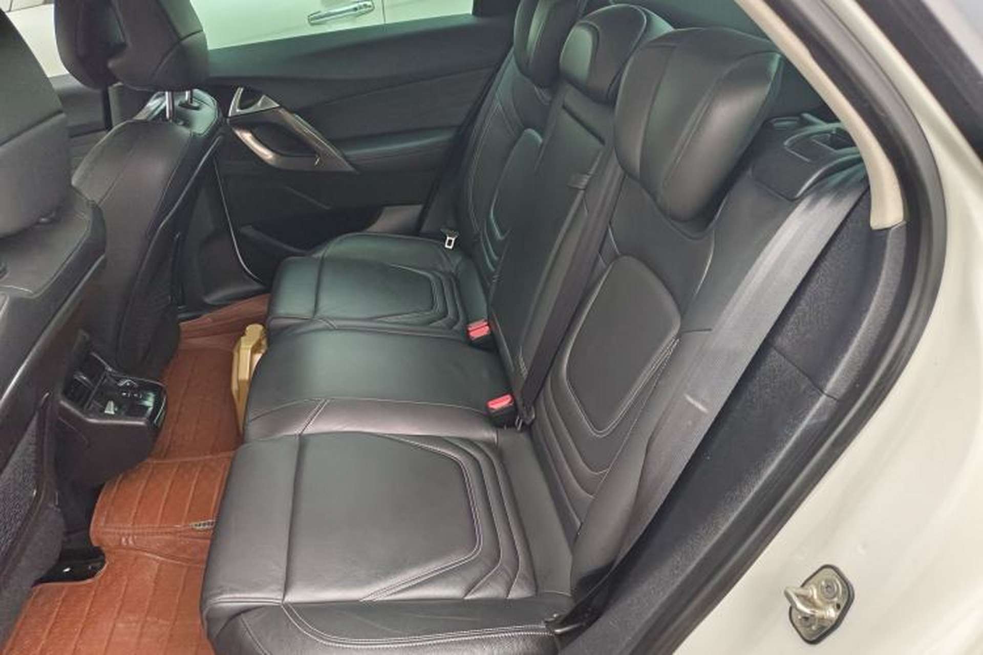 Used DS 5 2014 1.6T Luxury Edition THP160 Left Rear Seat