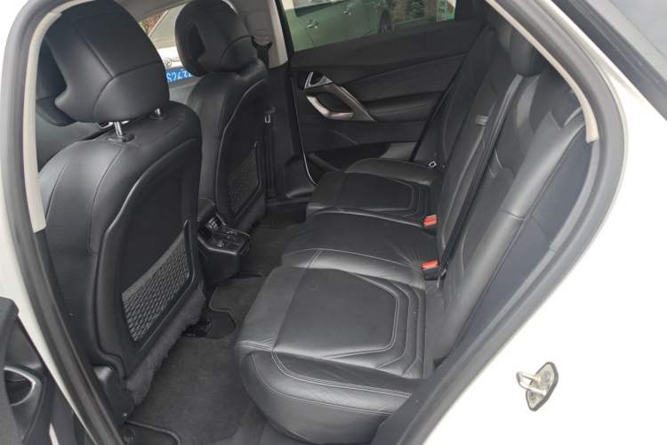 Used DS 5 2014 1.6T Luxury Edition THP160 Left Rear Seat