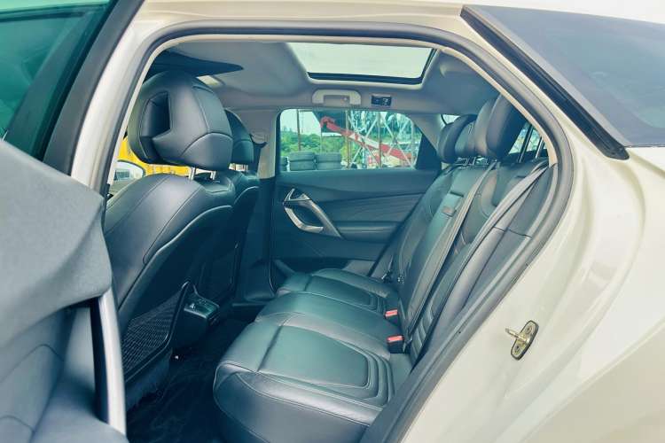 Used DS 5 2014 1.6T Luxury Edition THP160 Left Rear Seat