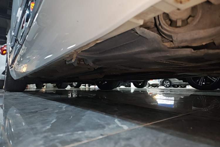 Used DS 5 2014 1.6T Luxury Edition THP160 Left Side Sill