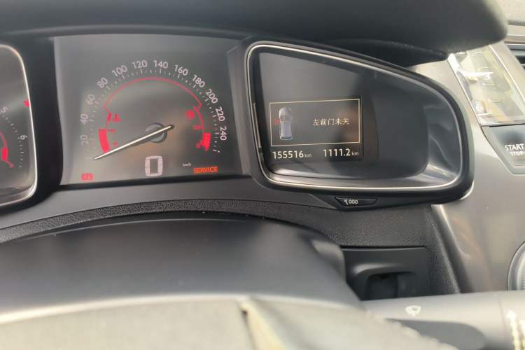 Used DS 5 2014 1.6T Luxury Edition THP160 Odometer Close Up