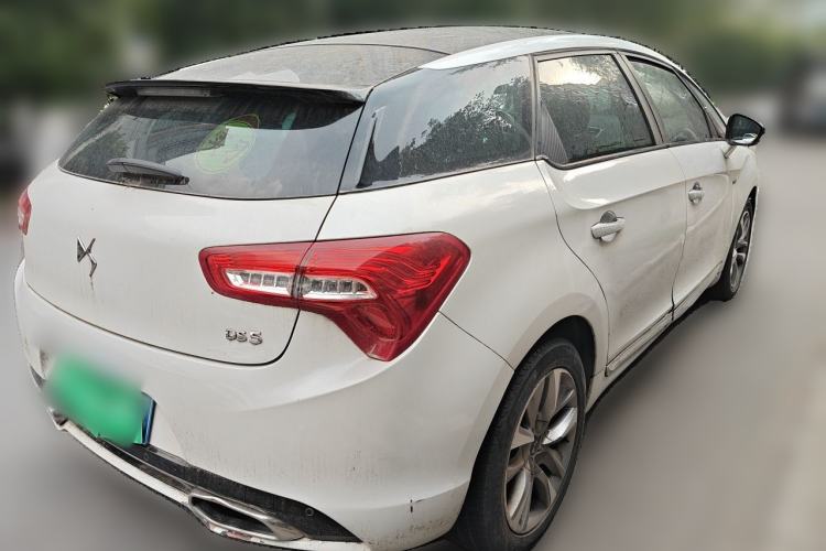 Used DS 5 2014 1.6T Luxury Edition THP160 Rear Right 45 Deg