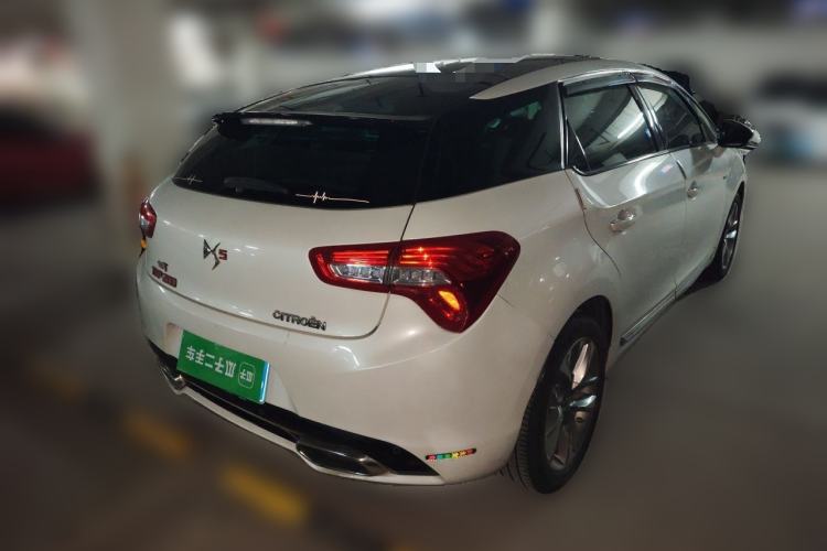 Used DS 5 2014 1.6T Luxury Edition THP200 Rear Right 45 Deg