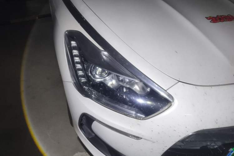 Used DS 5 2014 1.6T Luxury Edition THP200 Right Front Headlight