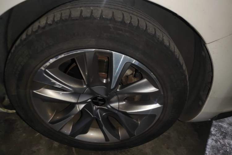 Used DS 5 2014 1.6T Luxury Edition THP160 Right Front Wheel Hub