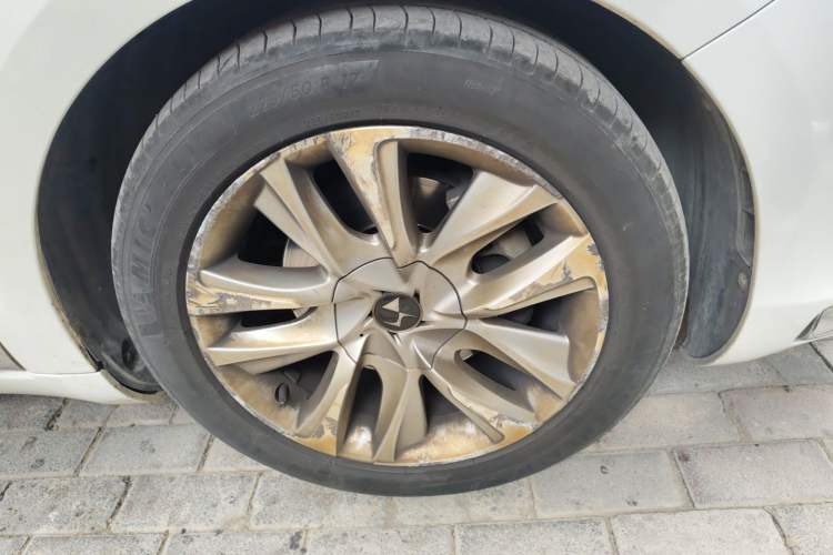 Used DS 5 2014 1.6T Luxury Edition THP160 Right Front Wheel Hub