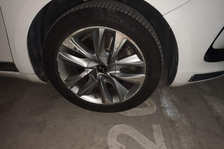 Used DS 5 2014 1.6T Luxury Edition THP200 Right Front Wheel Hub