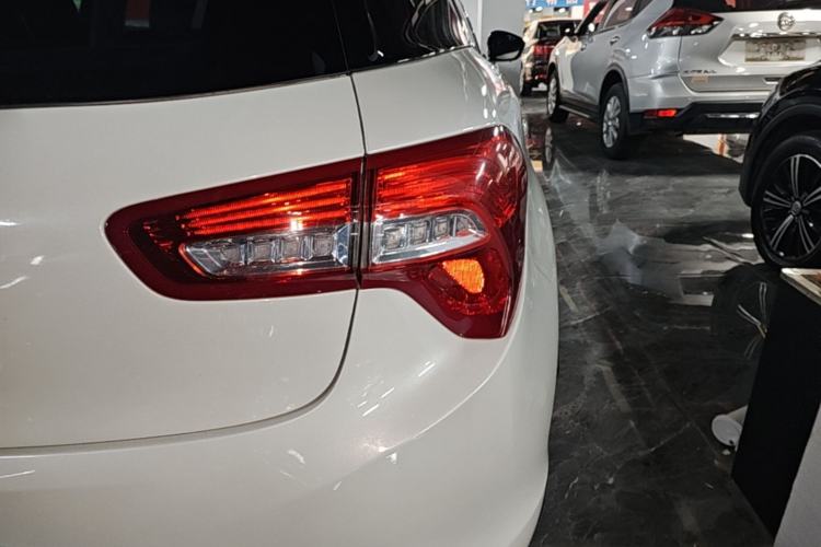 Used DS 5 2014 1.6T Luxury Edition THP160 Right Rear Taillight