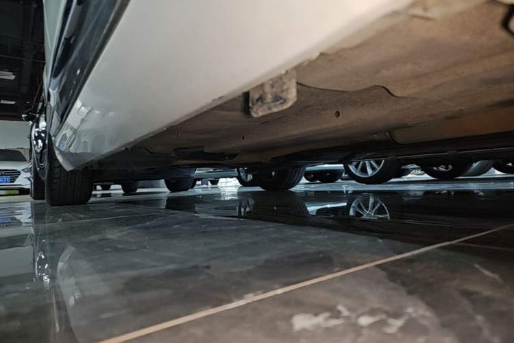Used DS 5 2014 1.6T Luxury Edition THP160 Right Side Sill